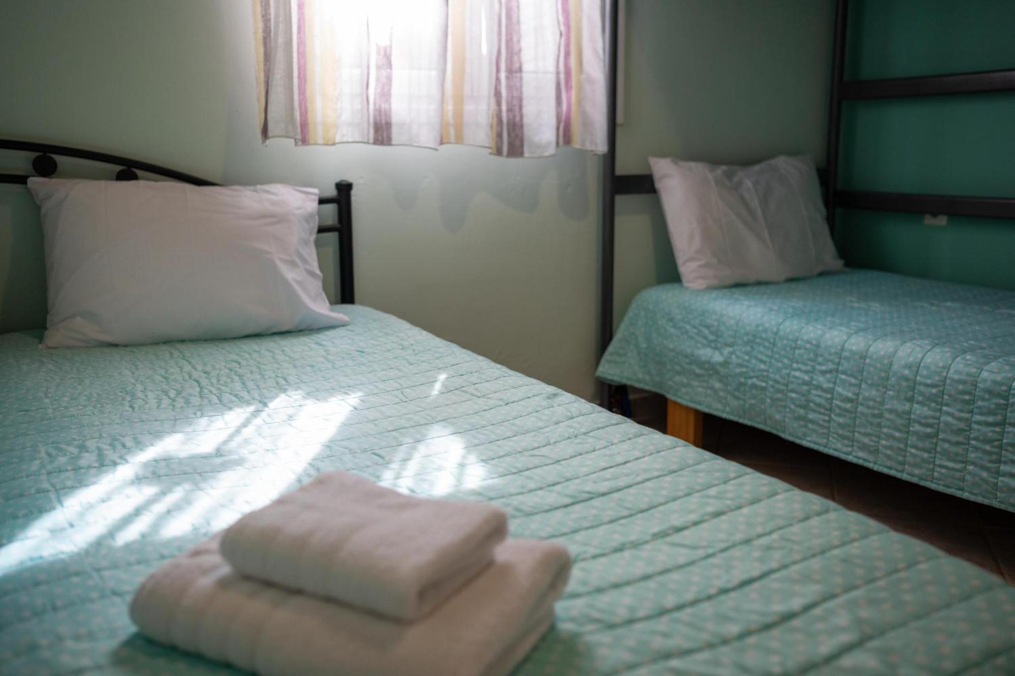 Spedion Villa - Near To Sea Villas With Heated Swimming Pool Gythio Chambre photo