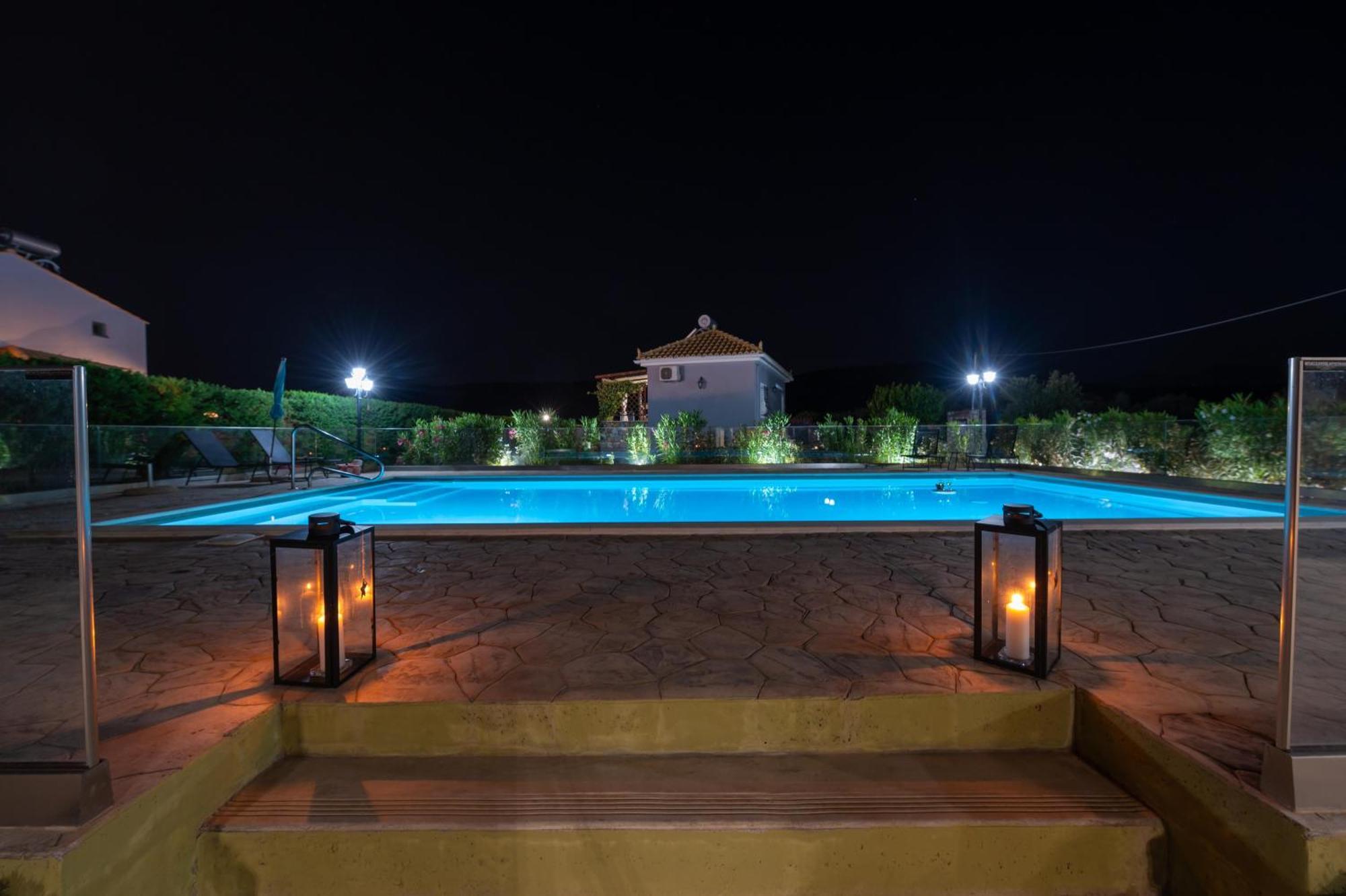 Spedion Villa - Near To Sea Villas With Heated Swimming Pool Gythio Extérieur photo
