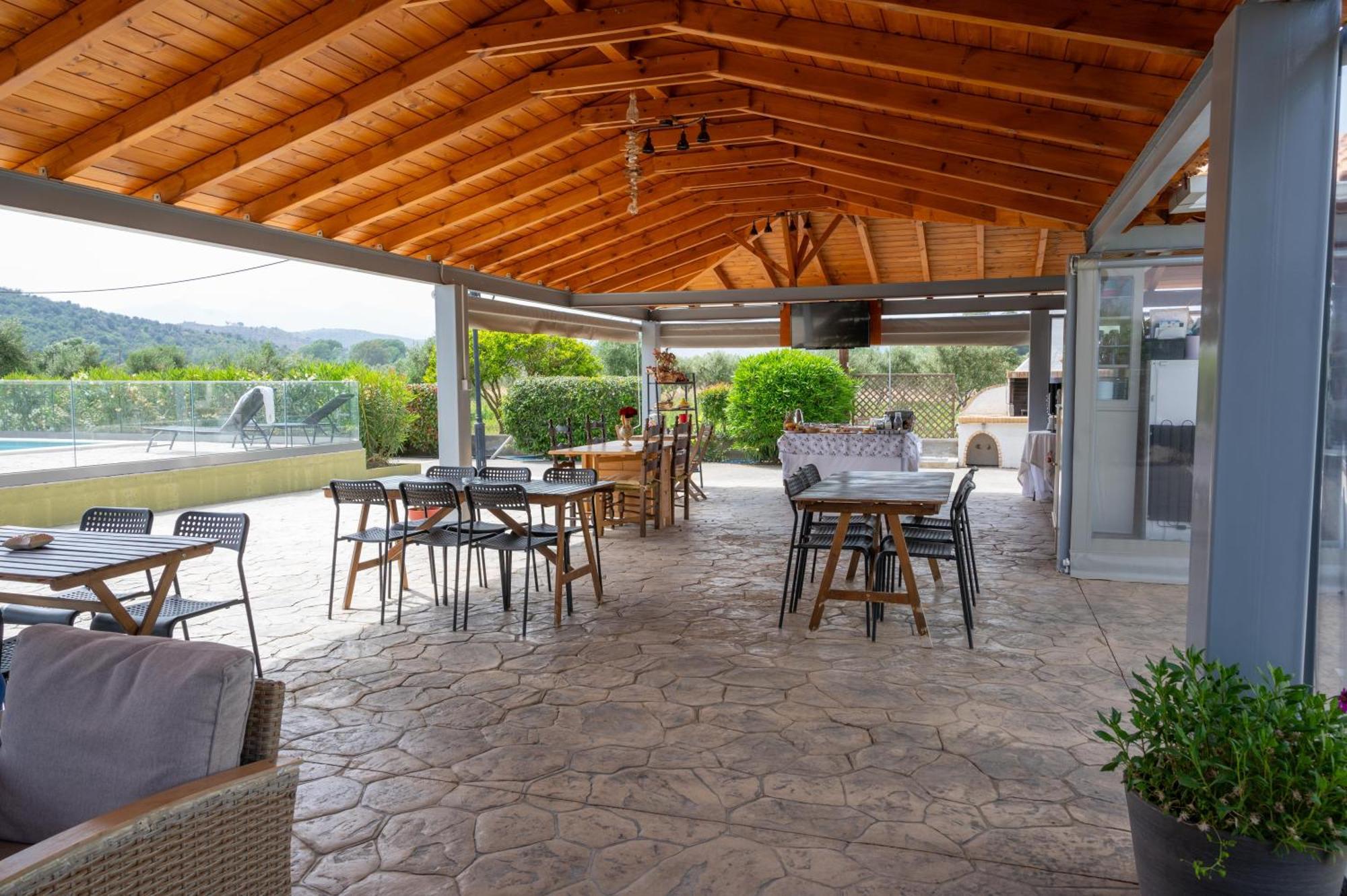 Spedion Villa - Near To Sea Villas With Heated Swimming Pool Gythio Extérieur photo