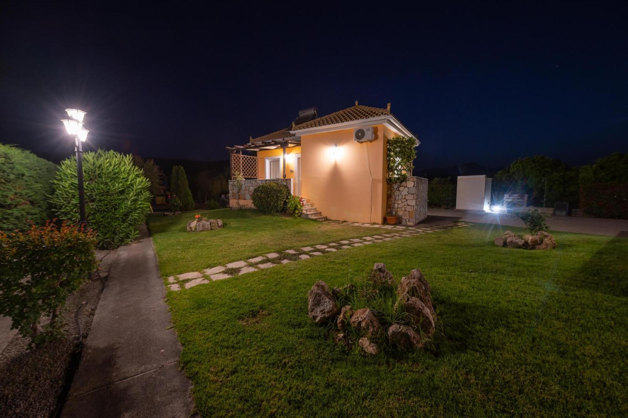 Spedion Villa - Near To Sea Villas With Heated Swimming Pool Gythio Extérieur photo