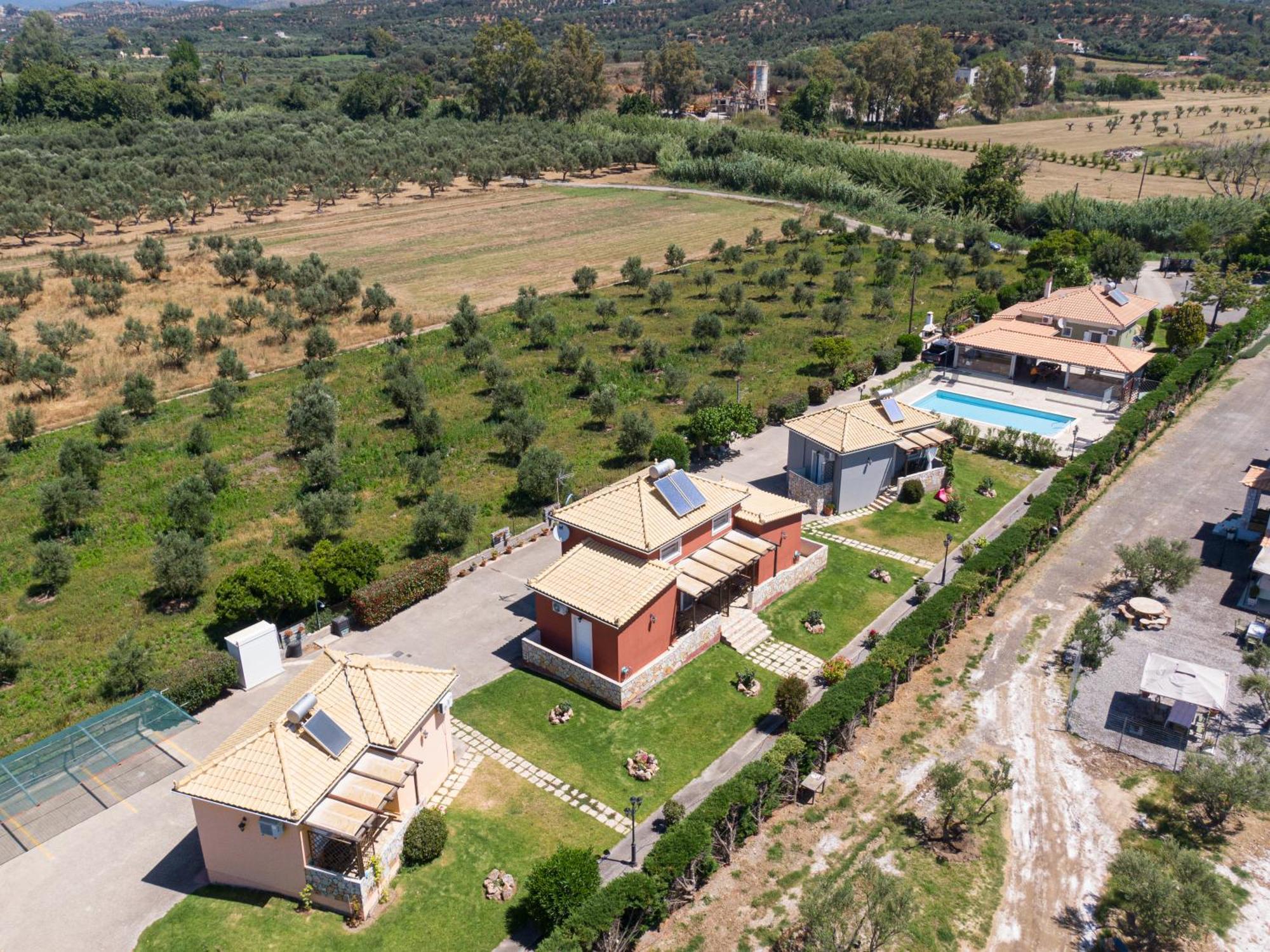 Spedion Villa - Near To Sea Villas With Heated Swimming Pool Gythio Extérieur photo