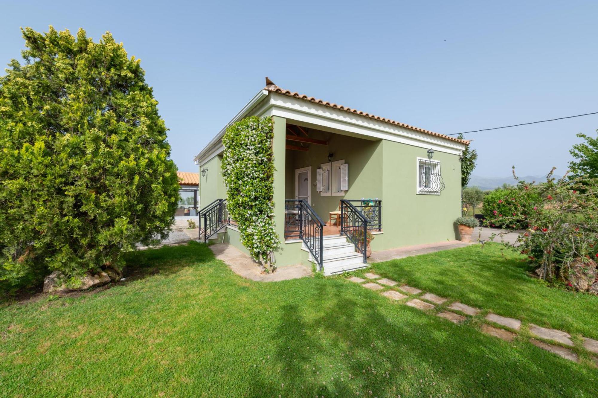 Spedion Villa - Near To Sea Villas With Heated Swimming Pool Gythio Extérieur photo